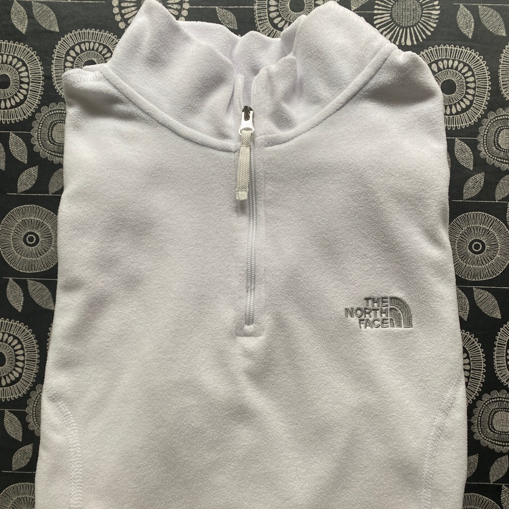 The North Face Women’s Pullover Fleece.